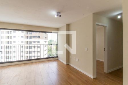 Sala de apartamento para alugar com 2 quartos, 55m² em Vila Anastácio, São Paulo