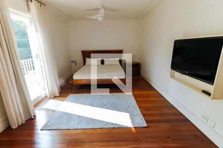 Casa à venda com 430m², 4 quartos e 3 vagas Casa à venda com 430m², 4 quartos e 3 vagasSuíte 4