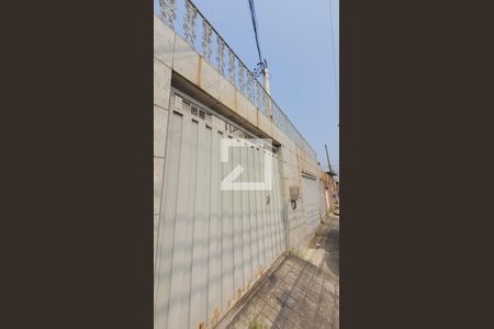 Casa para alugar com 85m², 2 quartos e sem vaga Casa para alugar com 85m², 2 quartos e sem vagaFachada