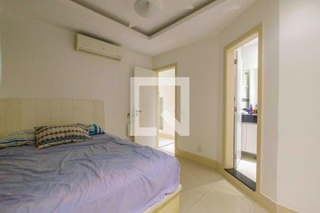 Apartamento à venda com 280m², 3 quartos e 2 vagasSuíte 3