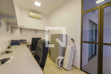 Apartamento à venda com 280m², 3 quartos e 2 vagasEscritório