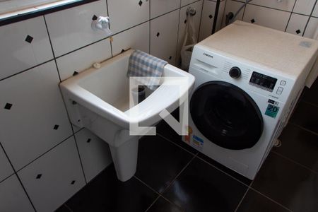 Apartamento à venda com 130m², 2 quartos e sem vaga Apartamento à venda com 130m², 2 quartos e sem vagaÁrea de Serviço