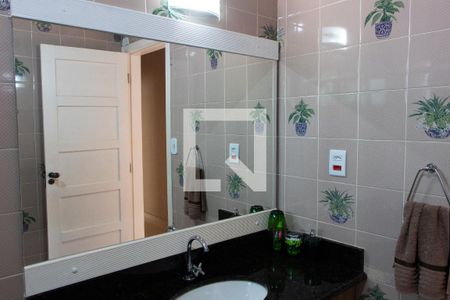 Apartamento à venda com 130m², 2 quartos e sem vaga Apartamento à venda com 130m², 2 quartos e sem vagaBanheiro