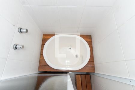 Apartamento à venda com 78m², 2 quartos e 2 vagasBanheiro