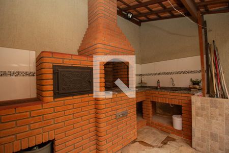 Casa à venda com 458m², 5 quartos e 6 vagas Casa à venda com 458m², 5 quartos e 6 vagasCasa 2 - Churrasqueira