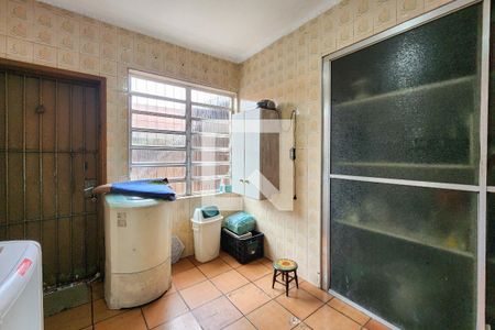 Casa à venda com 200m², 3 quartos e 2 vagas Casa à venda com 200m², 3 quartos e 2 vagasÁrea de Serviço