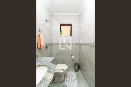 Casa à venda com 250m², 3 quartos e 4 vagas Casa à venda com 250m², 3 quartos e 4 vagasLavabo