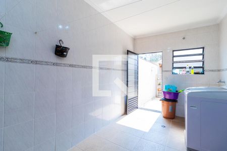 Casa à venda com 250m², 3 quartos e 4 vagas Casa à venda com 250m², 3 quartos e 4 vagasÁrea de Serviço