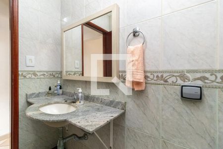 Casa à venda com 250m², 3 quartos e 4 vagas Casa à venda com 250m², 3 quartos e 4 vagasLavabo