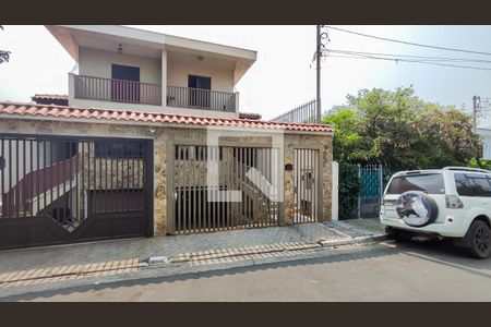 Casa à venda com 250m², 3 quartos e 4 vagasFachada