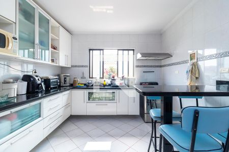 Casa à venda com 250m², 3 quartos e 4 vagas Casa à venda com 250m², 3 quartos e 4 vagasCozinha