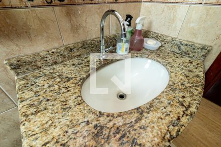 Casa à venda com 250m², 3 quartos e 4 vagas Casa à venda com 250m², 3 quartos e 4 vagasBanheiro da Suíte