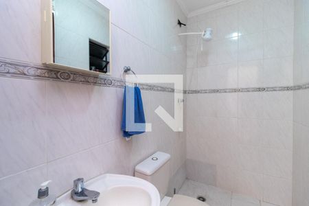 Casa à venda com 250m², 3 quartos e 4 vagas Casa à venda com 250m², 3 quartos e 4 vagasBanheiro de Serviço