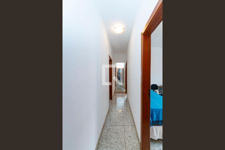 Apartamento à venda com 200m², 3 quartos e 2 vagas Apartamento à venda com 200m², 3 quartos e 2 vagasCorredor