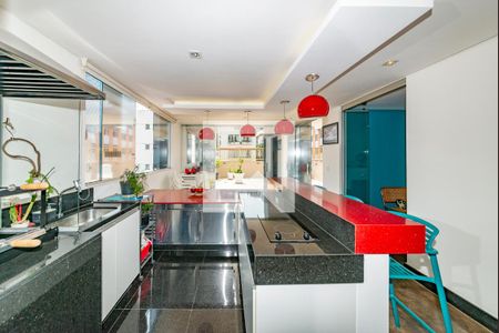 Apartamento à venda com 200m², 3 quartos e 2 vagas Apartamento à venda com 200m², 3 quartos e 2 vagasVaranda gourmet