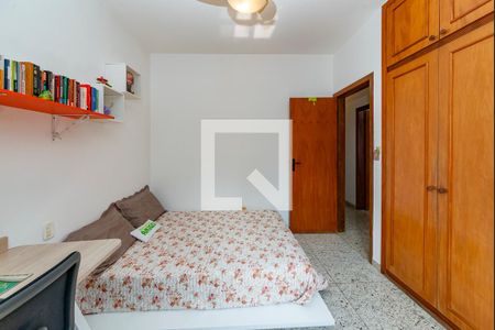 Apartamento à venda com 200m², 3 quartos e 2 vagas Apartamento à venda com 200m², 3 quartos e 2 vagasQuarto 2