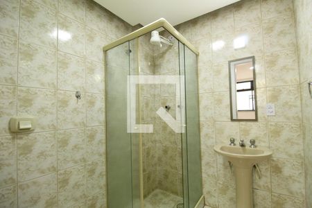 Apartamento à venda com 68m², 2 quartos e 1 vagaBanheiro da suíte 