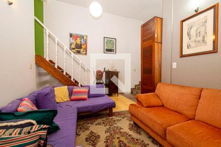 Casa à venda com 131m², 3 quartos e 2 vagas
