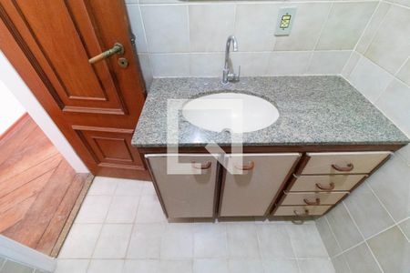 Apartamento à venda com 100m², 3 quartos e 1 vaga Apartamento à venda com 100m², 3 quartos e 1 vagaBanheiro