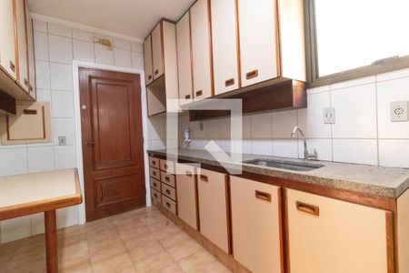 Apartamento à venda com 100m², 3 quartos e 1 vaga Apartamento à venda com 100m², 3 quartos e 1 vagaCozinha