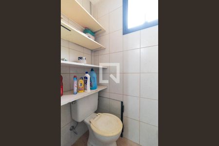 Apartamento à venda com 100m², 3 quartos e 1 vaga Apartamento à venda com 100m², 3 quartos e 1 vagaBanheiro de serviço