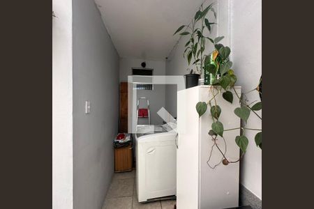 Casa à venda com 130m², 3 quartos e 2 vagasÁrea de Serviço