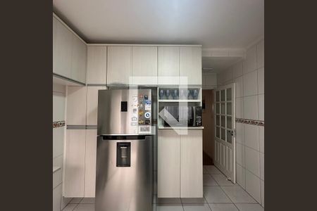 Casa à venda com 130m², 3 quartos e 2 vagasCozinha