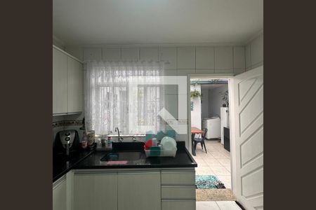 Casa à venda com 130m², 3 quartos e 2 vagasCozinha