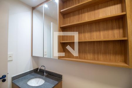 Banheiro de kitnet/studio à venda com 1 quarto, 25m² em Campo Belo, São Paulo
