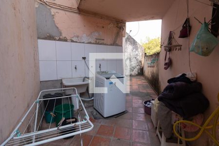 Casa à venda com 195m², 3 quartos e 2 vagas Casa à venda com 195m², 3 quartos e 2 vagasÁrea de Serviço