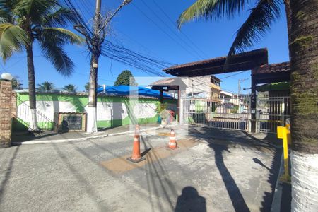 Casa de condomínio à venda com 164m², 2 quartos e 1 vaga Casa de condomínio à venda com 164m², 2 quartos e 1 vagaFachada