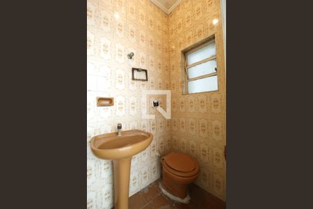 Casa à venda com 162m², 4 quartos e 1 vagaBanheiro de Serviço