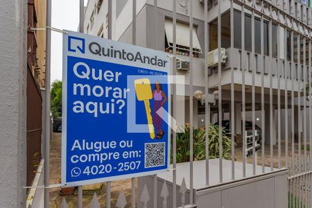 Apartamento à venda com 136m², 2 quartos e 2 vagas Apartamento à venda com 136m², 2 quartos e 2 vagasPlaquinha