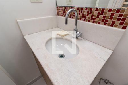 Apartamento à venda com 76m², 2 quartos e 1 vagaBanheiro 2