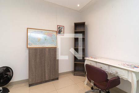 Apartamento à venda com 76m², 2 quartos e 1 vagaSala de TV / Escritório