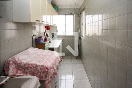 Apartamento à venda com 71m², 3 quartos e 1 vagaÁrea de Serviço