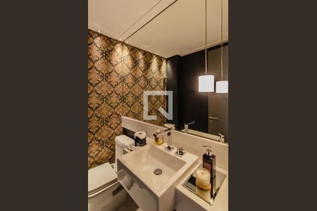 Apartamento à venda com 183m², 3 quartos e 4 vagas Apartamento à venda com 183m², 3 quartos e 4 vagasLavabo