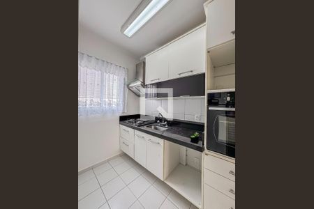 Casa de condomínio à venda com 101m², 3 quartos e 2 vagas