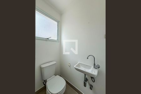 Casa de condomínio à venda com 101m², 3 quartos e 2 vagas