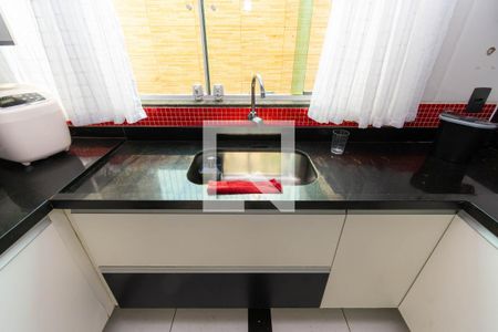 Casa à venda com 150m², 3 quartos e 2 vagas Casa à venda com 150m², 3 quartos e 2 vagasCozinha