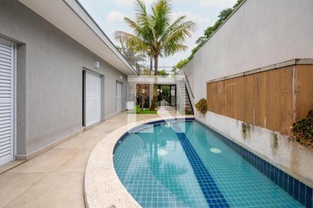 Casa à venda com 340m², 5 quartos e 6 vagas Casa à venda com 340m², 5 quartos e 6 vagasFoto 36