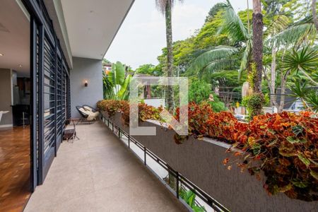 Casa à venda com 340m², 5 quartos e 6 vagas Casa à venda com 340m², 5 quartos e 6 vagasFoto 33