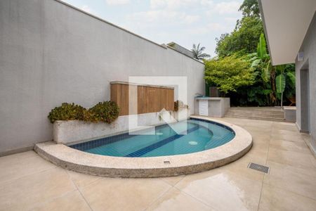 Casa à venda com 340m², 5 quartos e 6 vagas Casa à venda com 340m², 5 quartos e 6 vagasFoto 35