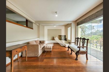 Casa à venda com 900m², 5 quartos e 8 vagas