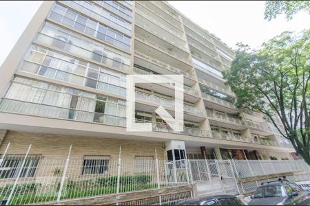 Apartamento à venda com 196m², 3 quartos e 1 vaga Apartamento à venda com 196m², 3 quartos e 1 vagaFachada