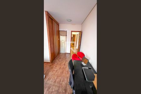 Casa à venda com 400m², 5 quartos e 5 vagas Casa à venda com 400m², 5 quartos e 5 vagasQuarto 1