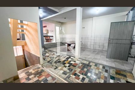 Casa à venda com 400m², 5 quartos e 5 vagas Casa à venda com 400m², 5 quartos e 5 vagasBanheiro 1