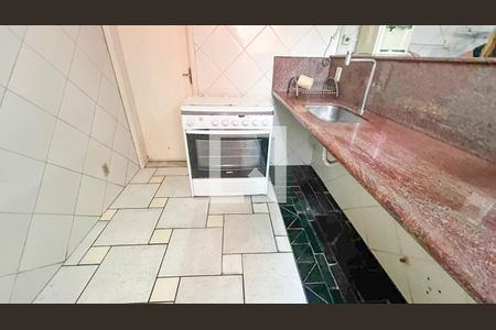 Casa à venda com 400m², 5 quartos e 5 vagas Casa à venda com 400m², 5 quartos e 5 vagasCozinha