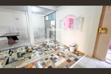 Casa à venda com 400m², 5 quartos e 5 vagas Casa à venda com 400m², 5 quartos e 5 vagasBanheiro 1