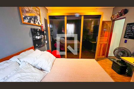 Casa à venda com 400m², 5 quartos e 5 vagas Casa à venda com 400m², 5 quartos e 5 vagasQuarto 1